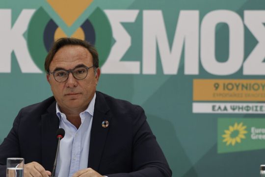 petros kokalis kosmos